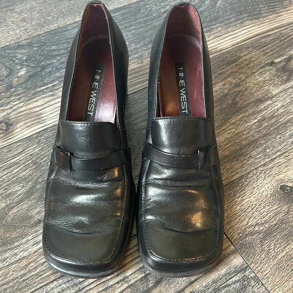 Y2K Nine West Vintage Black Leather Chunky Heels Buckle Across Sz 6.5 - Picture 1 of 6